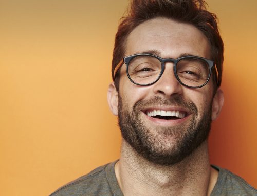 Are Dental Veneers Right for You? Here Are the Pros and Cons of the Cosmetic Dentistry Procedure